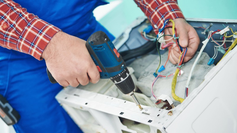 Gölcük Hitachi servisi orijinal yedek parça kullanımı